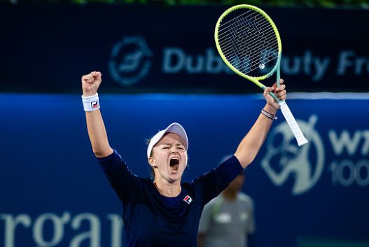 客战塞尔塔戴帽，莱万巴萨生涯第4次上演帽子戏法